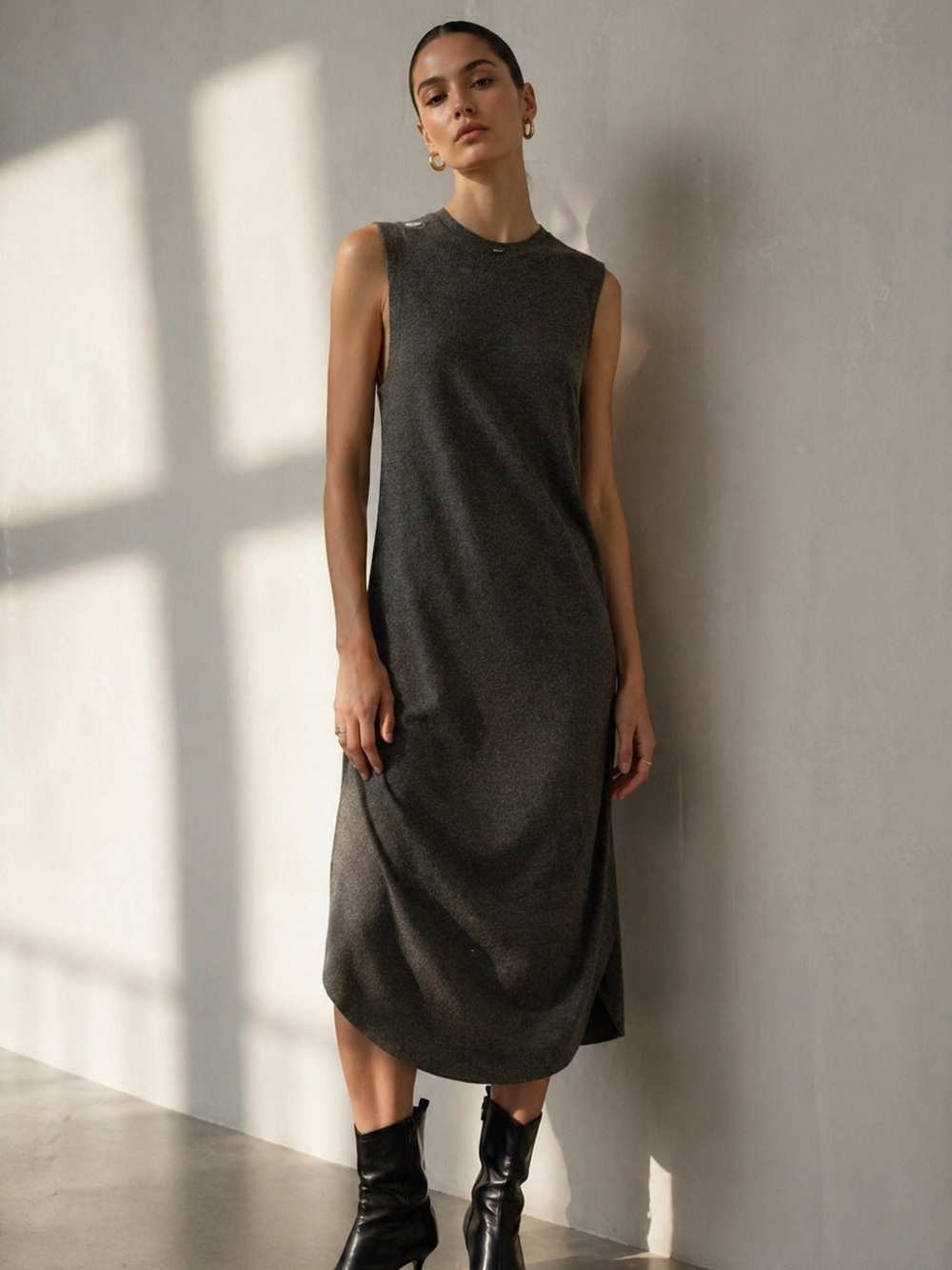 ROOTS Sleeveless Knit Dress Size L | Minimal Chic Editorial